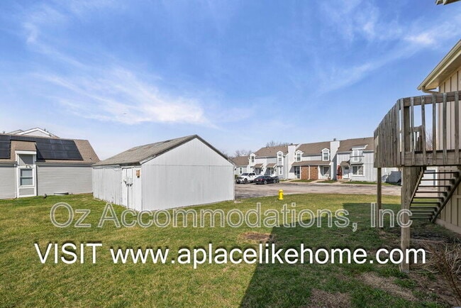 Building Photo - 530 SE Hampton St