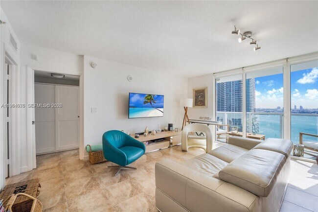 Building Photo - 31 SE 5th St