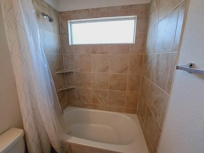 Building Photo - COMING SOON! Beautiful 4BR 3BA w/ Fenced Backyard • Private Yard• Attached Garage in Siena