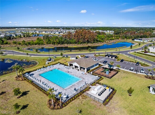 Building Photo - 19972 Green Pasture Rd