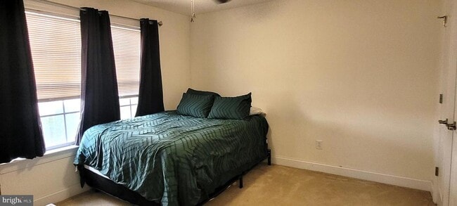 Building Photo - 74 Redstone Ct