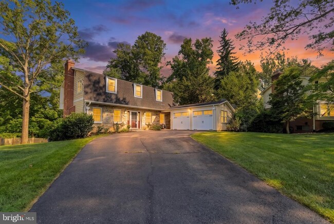 Building Photo - 7205 Van Ness Ct