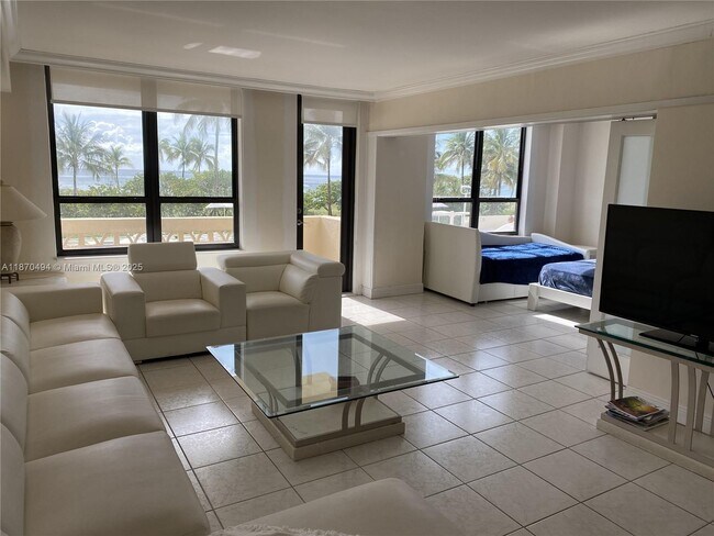 Building Photo - 10185 Collins Ave