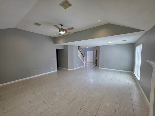 Building Photo - 19 Evening Song Ct