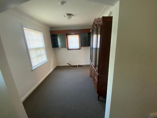 Building Photo - Goulburn