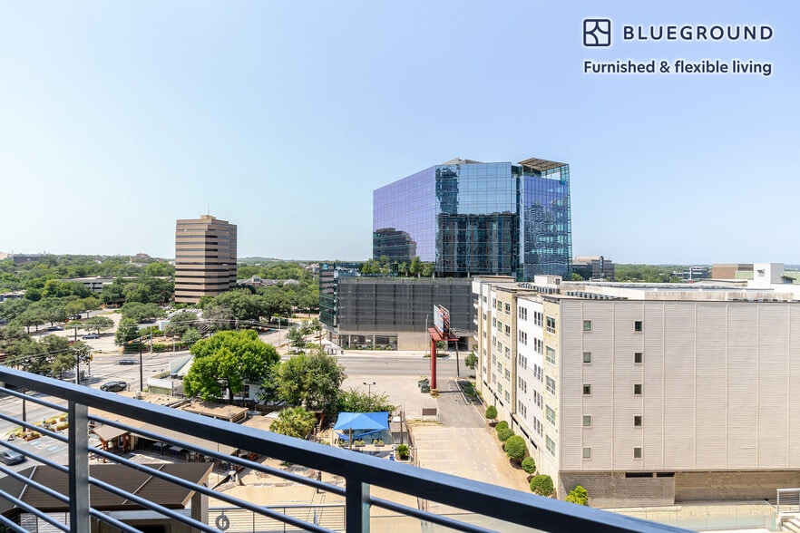 Building Photo - 214 Barton Springs Rd