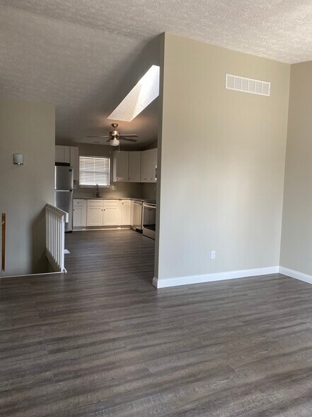Living Rm/Kitchen - 2279 Joshua Cir