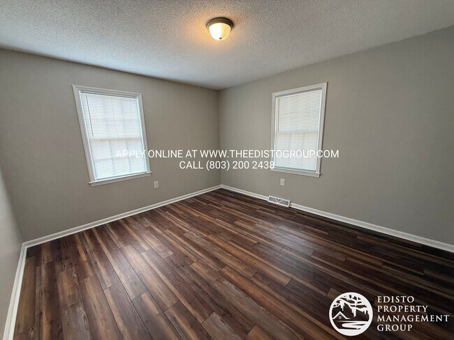 Building Photo - 452-452 Wannamaker St