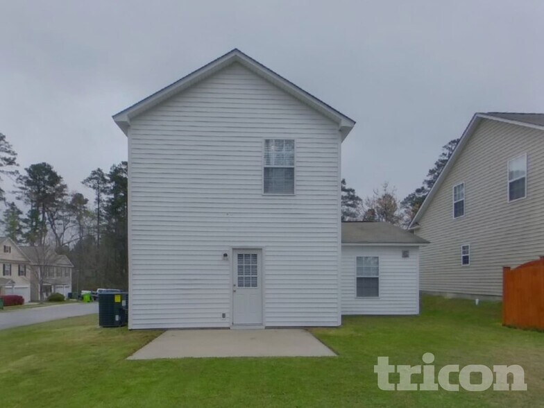 Building Photo - 381 Valley Heights Ln