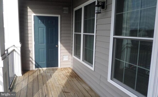 Building Photo - 46614 Drysdale Terrace