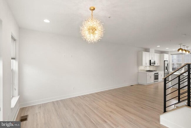 Building Photo - 1862 Michael Faraday Dr.