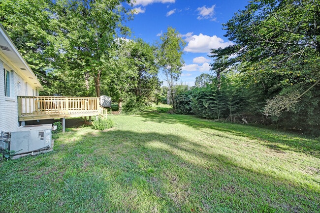 Building Photo - 6215 Robinson Church Rd