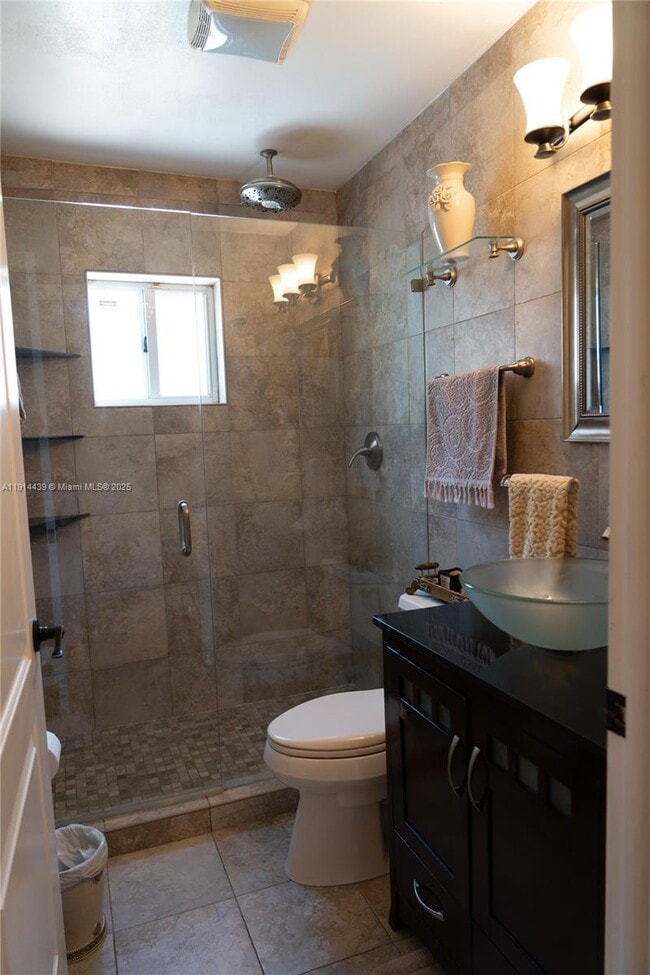 Building Photo - 17992 SW 152nd Ct