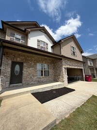 Building Photo - 4 Bedroom 3 Bath Home With Bonus Room For Rent!