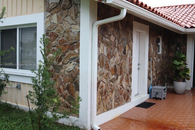 Primary Photo - 20022 NW 58th Ct