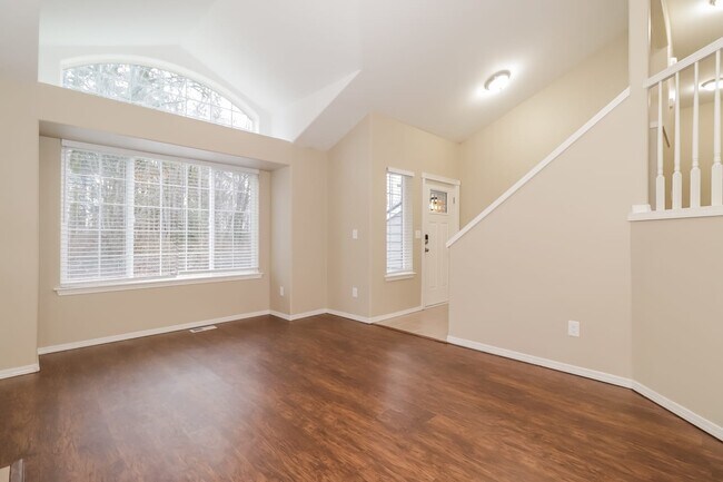 Building Photo - 8611 8th St SE