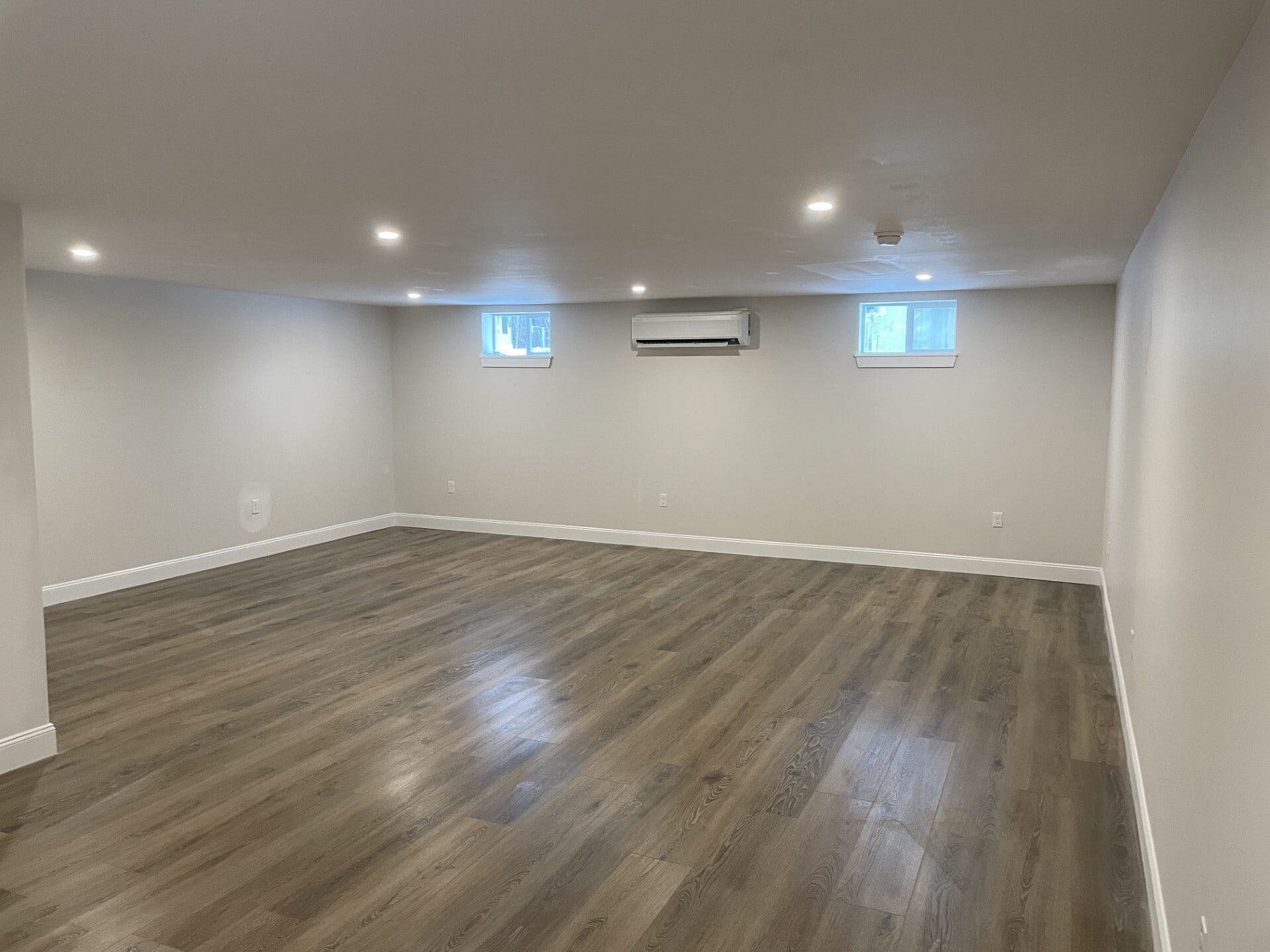 Basement / Family Room - 144 River Common Rd