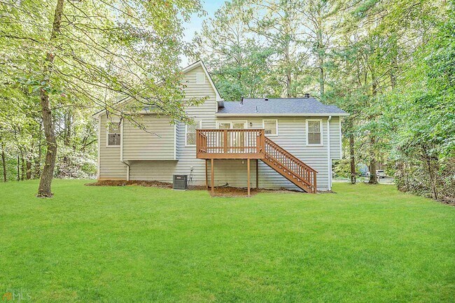 Building Photo - 3013 Fetlock Dr SW