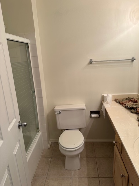 Bathroom - 2814 Meadow Ln