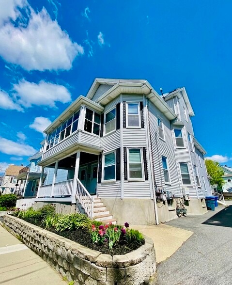 Building Photo - 248 Brown St