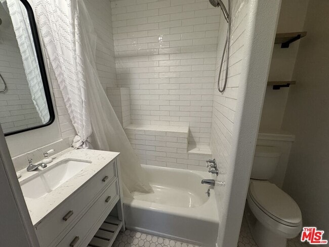 Building Photo - 456 S McKnight Rd