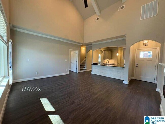 Building Photo - 4411 Lennox Pl