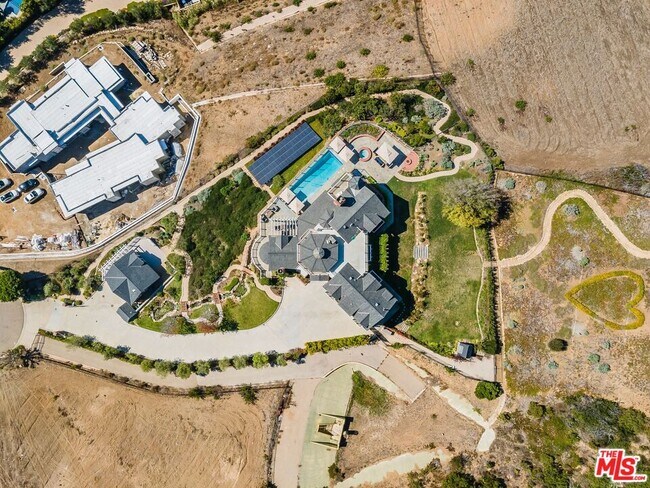 Building Photo - 6277 Sea Star Dr