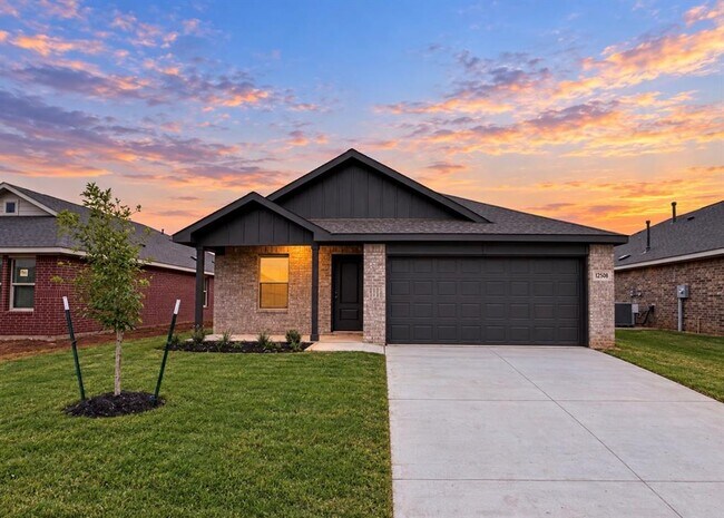 Building Photo - 12508 Spruce Knob Ln