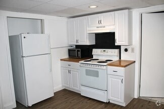 Building Photo - 53 Andover Dr