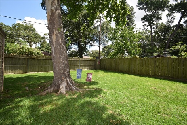 Building Photo - 1130 Stonecrest Dr