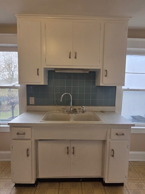 Building Photo - 412 Oak Hill Ave