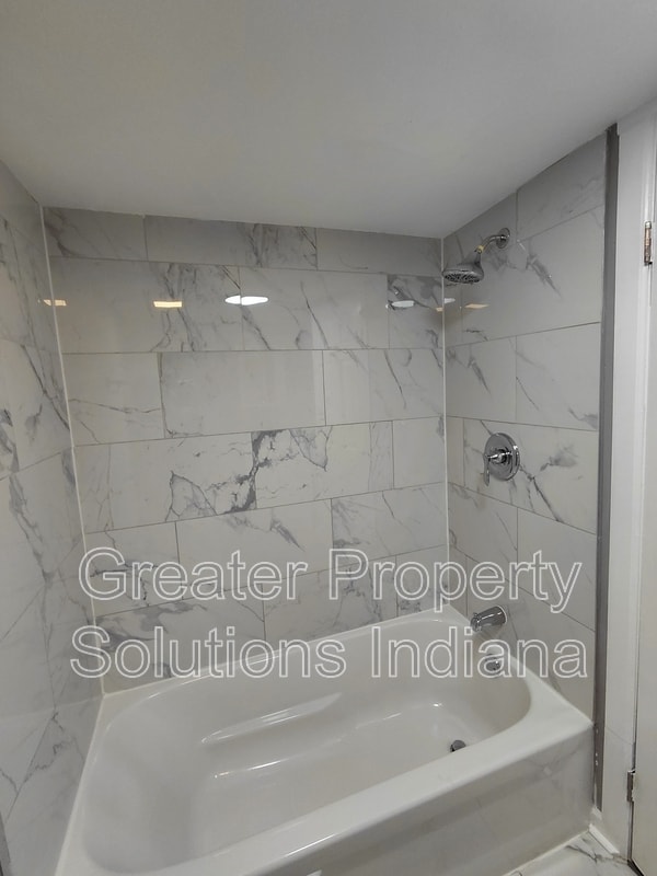 Building Photo - 6133 Marshall Ave