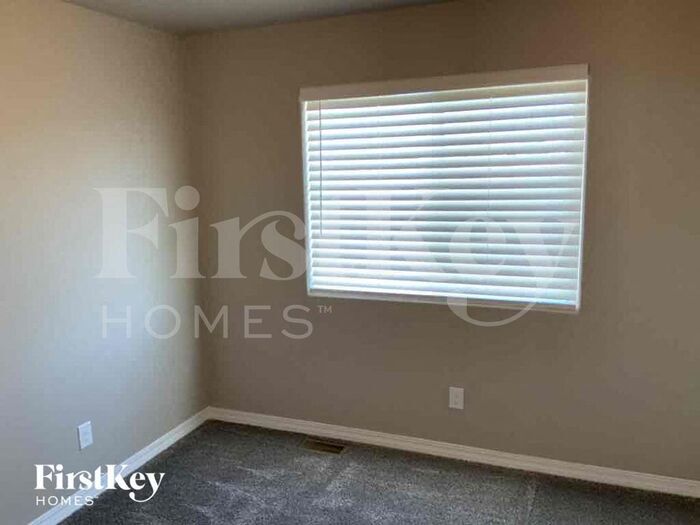 Building Photo - 7717 Benecia Dr