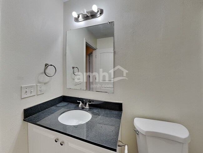 Building Photo - 7051 W Saw Timber Way