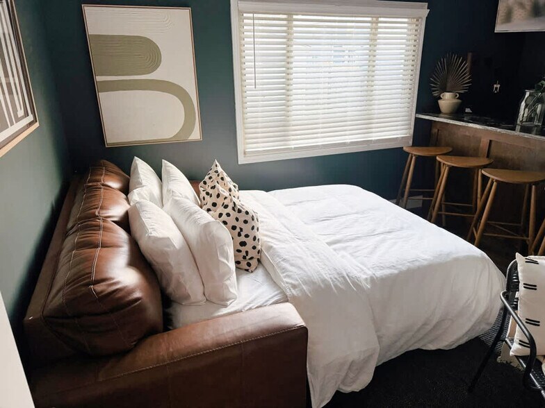 Building Photo - 530 Hanford St