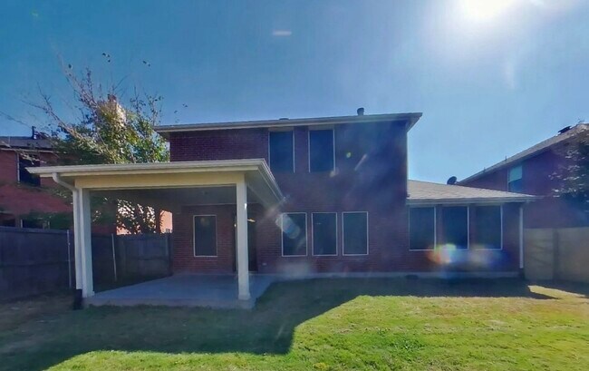 Building Photo - Beautiful 4-Bedroom Home in Forney