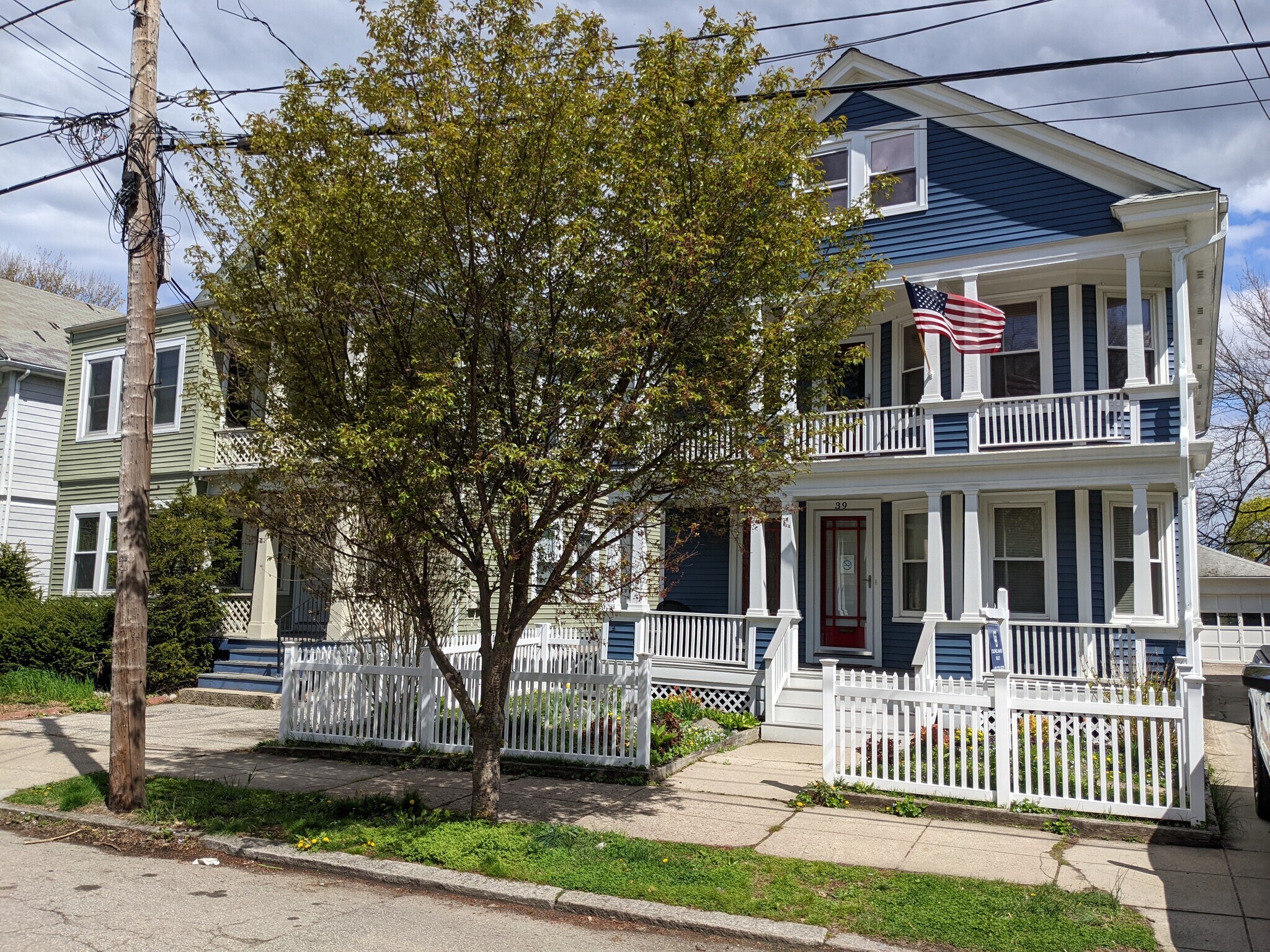 Building Photo - 39 Pinehurst Ave