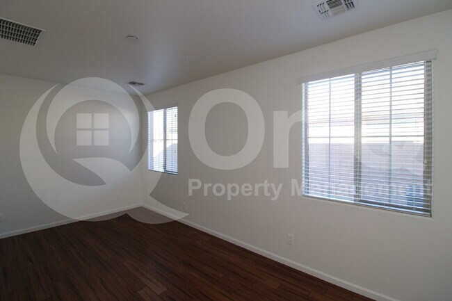 Building Photo - 3270 S Santa Rita Way