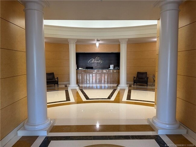 Building Photo - 610 Clematis St