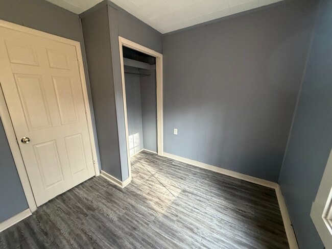 Building Photo - 13450 Hawbuck Rd