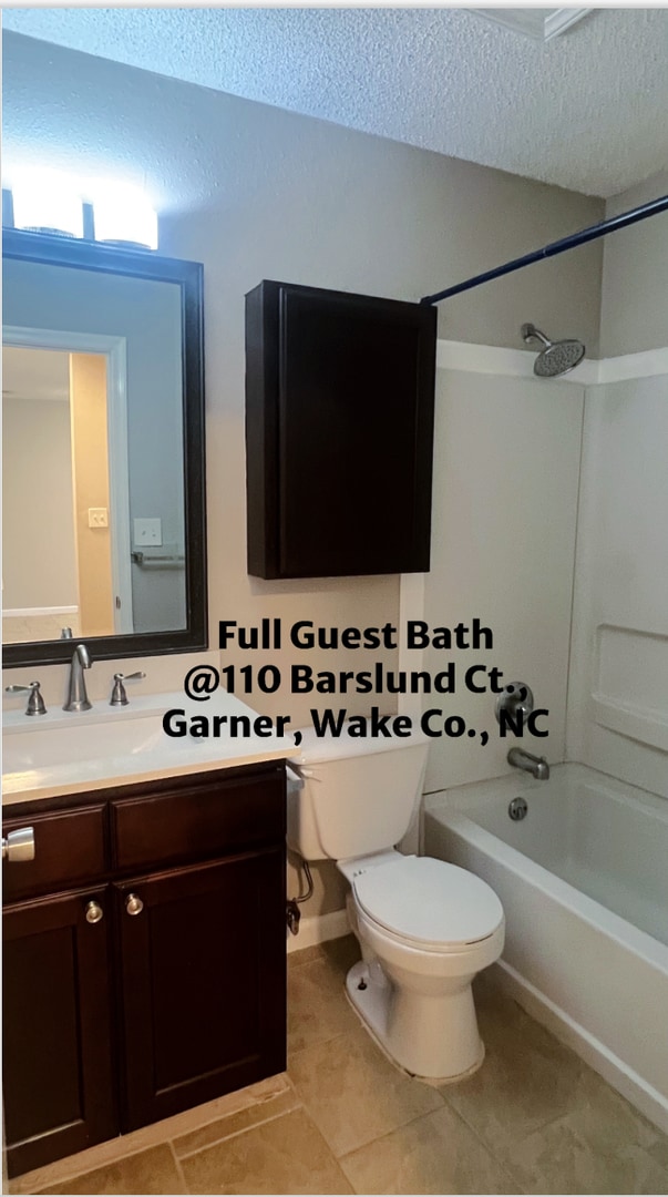 Building Photo - Garner! Great Cul-De-Sac Location! 2 BR, 2...