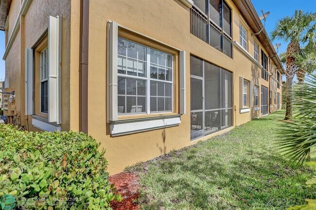 Building Photo - 8246 NW 127th Ln
