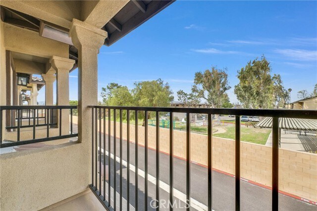 Building Photo - 16385 Valencia Ave
