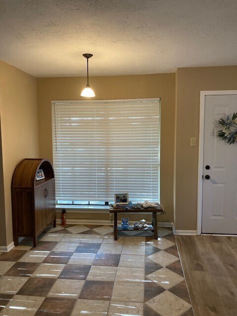 Building Photo - 14562 Oak Chase Dr