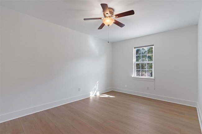 Building Photo - 4807 Aberdeen Dr