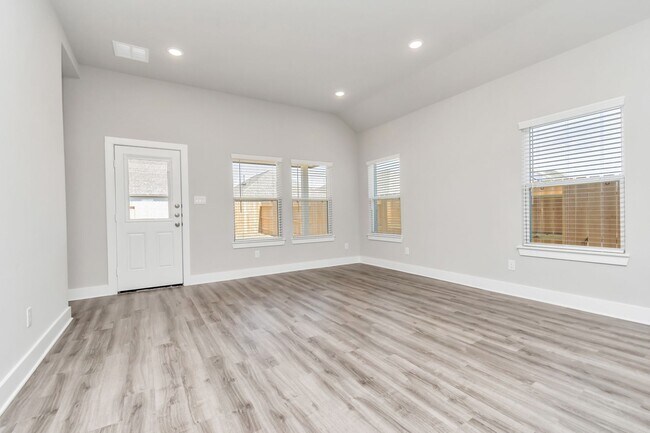 Building Photo - 21019 Montego Breeze Ln