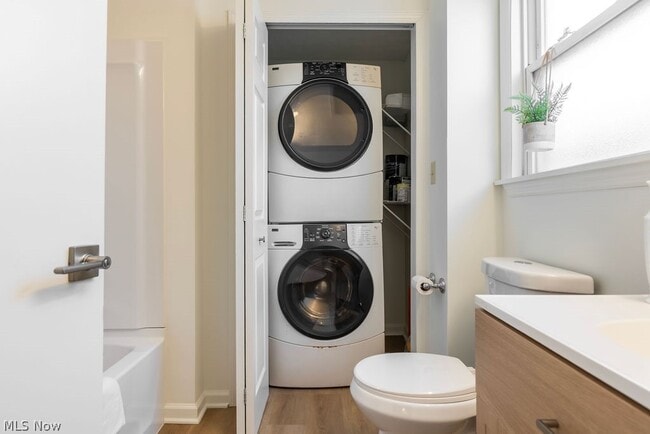 Building Photo - 4210 Clinton Ave