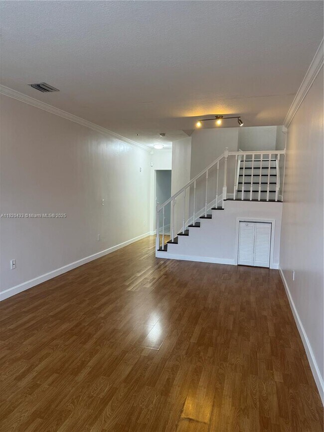 Building Photo - 7080 NW 177th St