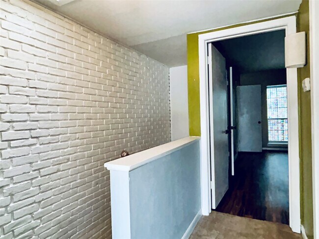 Building Photo - 7825 Rue St Cyr St