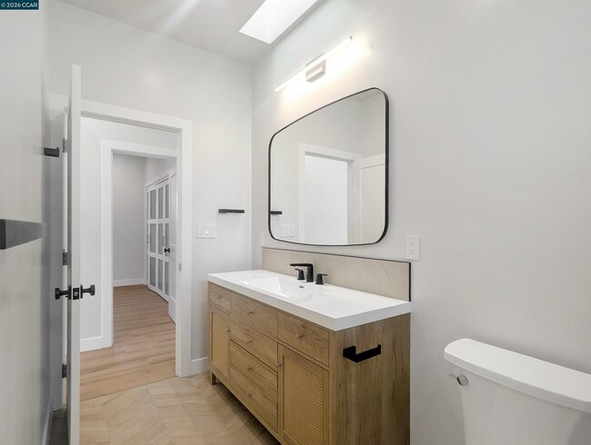 Building Photo - 1892 Sunnyvale Ave